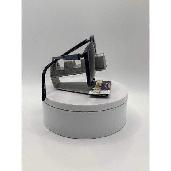 True Vintage Sunglasses | Squared Plastic Style | Blue Metallic | Grey Lens #848 - Picture 10 of 10